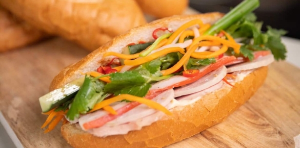 Bánh mì Hoàng Phúc